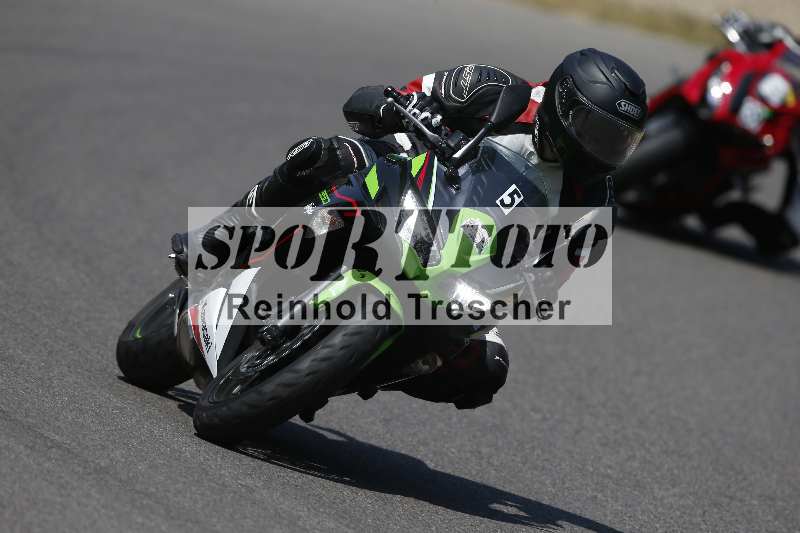 Archiv-2023/28 05.06.2023 Moto Club Anneau du Rhin/blanc-novice/5